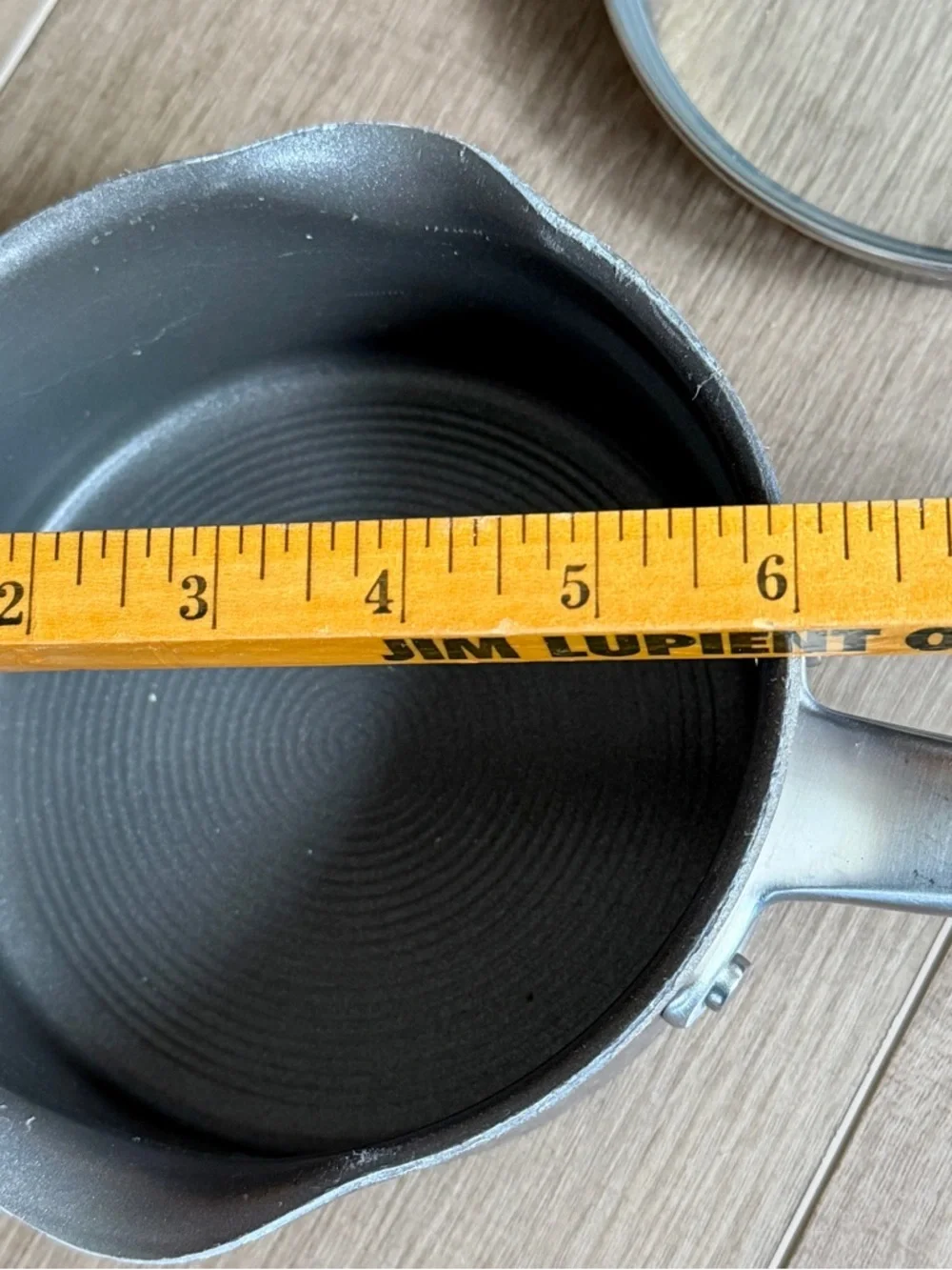 Circulon Nonstick‎ 1Qt Sauce Pan/Lid  19T Non Stick 1309952 Premier Professional
